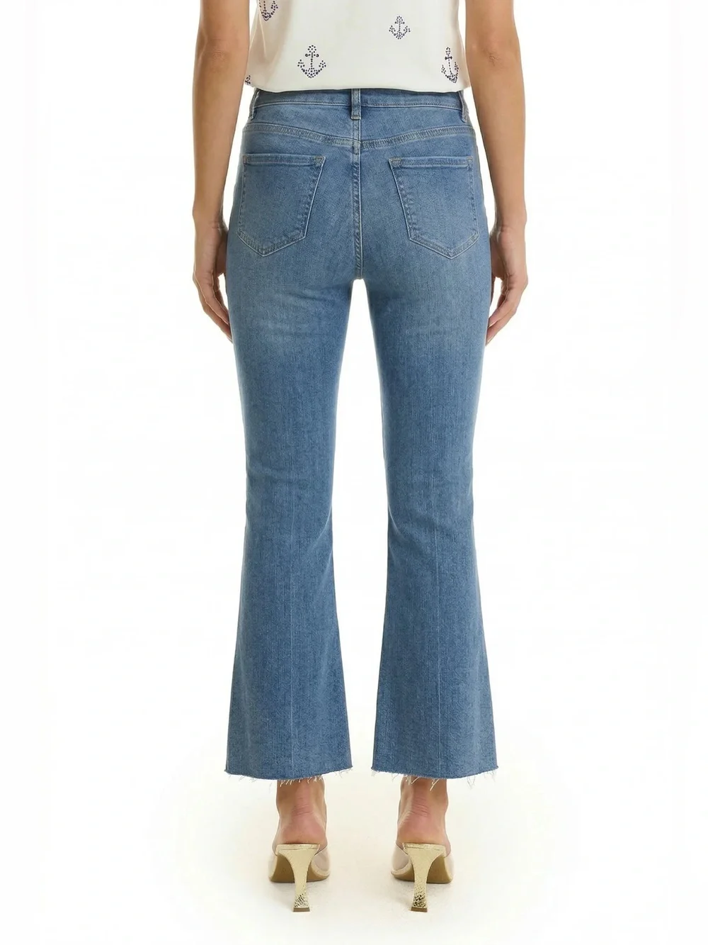 The Noli Shop Nicolette Cropped Jean in Medium Blue
